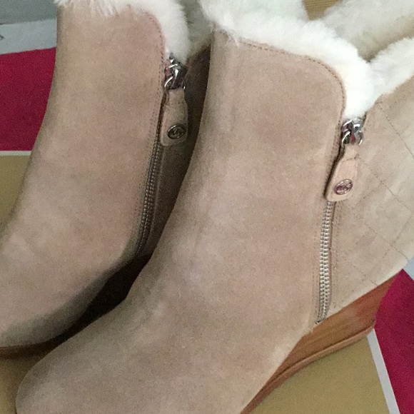 michael Kors wedge boot DK khaki 9M suede new box - Picture 9 of 15